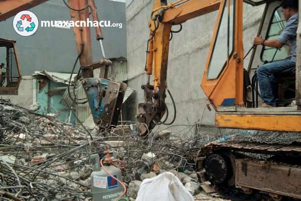 Bảng giá và dịch vụ mua xác nhà cũ, nhà xưởng tại Bến Tre
